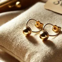 Как получить максимальную выгоду при сдаче золотых серег?