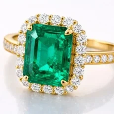 Кольца с изумрудами